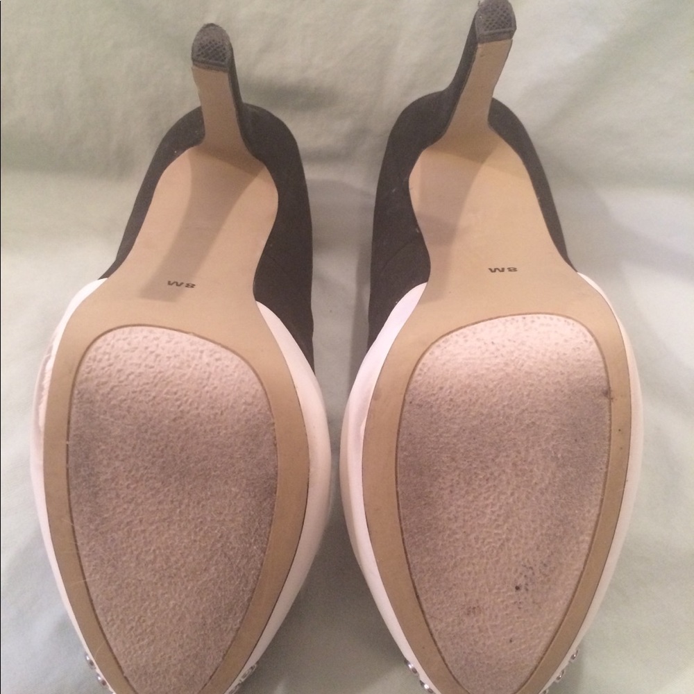 SHOEDAZZLE two tone studded platforms sz8 - Picture 3 of 3
